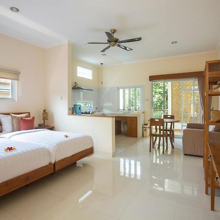 Donguri House Bali Bed and Breakfast Jimbaran Εξωτερικό φωτογραφία
